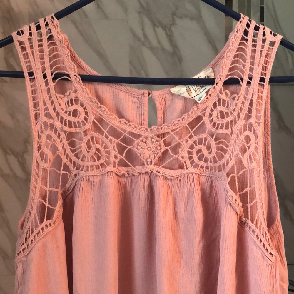 Pink tank